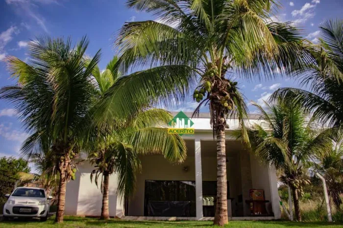 Rancho com 3 dormitórios à venda, 202 m² por R$ 650.000,00 - Condomínio Porto Seguro - Ara
