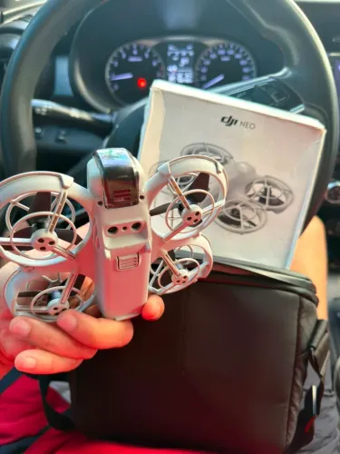 Drone Dji neo com bag de transporte