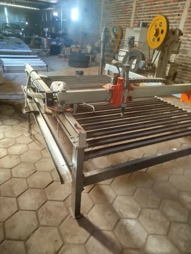 Vendo corte plasma CNC sem uso