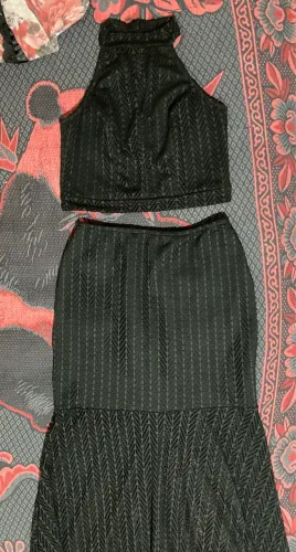 Conjunto preto usado 1 vez