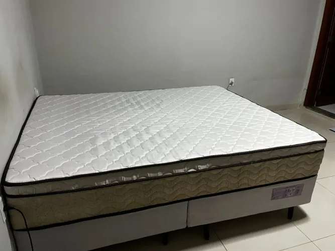 Cama box queen