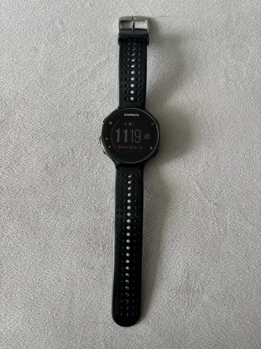 Garmin Foreruner 235