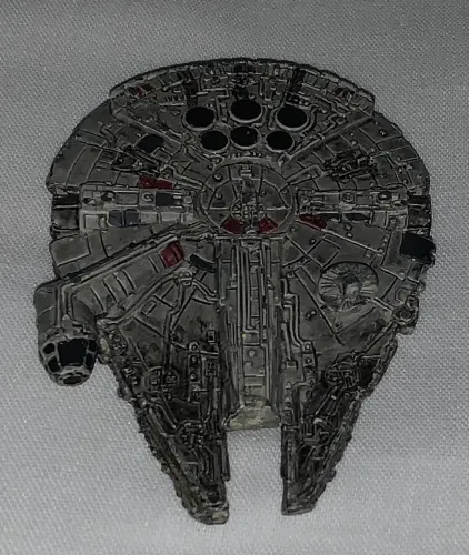 Star Wars Nave Millenium Falcon Miniatura Die Cast 