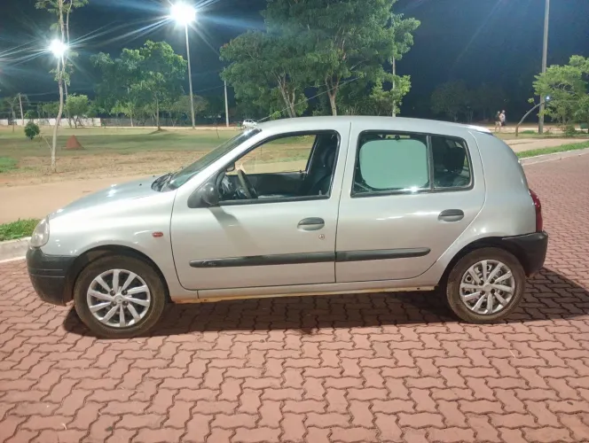 Renault Clio RL / Yahoo/ Authent. 1.0 8V 5P 2002