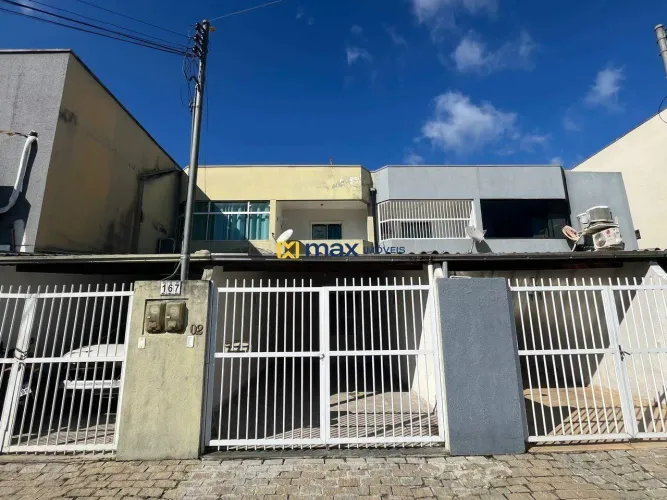 Locação: Sobrado 2 dormitórios e semi mobiliado. Bairro: Nova Esperança.