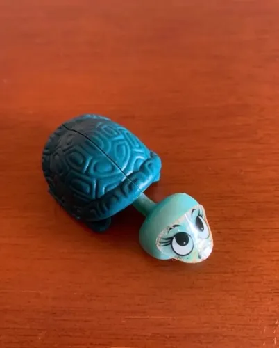 Coleção kinder ovo edição oceano mar e lago