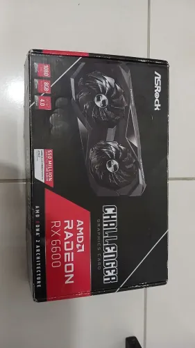Placa nova na caixa RX6600 8gb