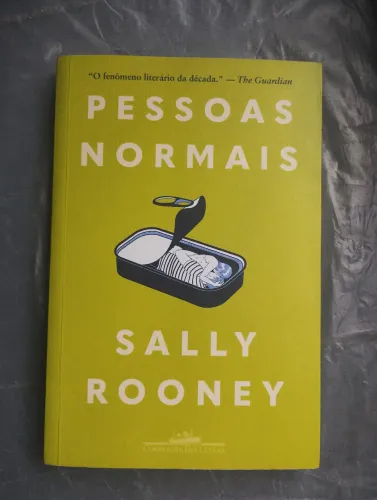 Livro Pessoas Normais