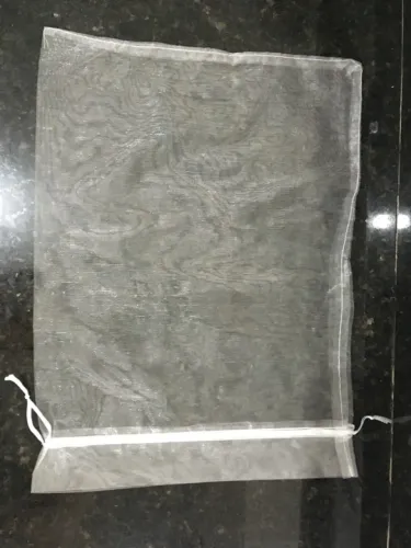 Saquinhos Organza com Fita de Cetim de 40 x 30 centímetros - 25 unidades