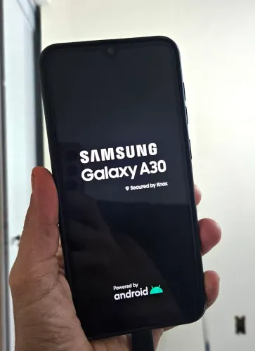 Celular Samsung a30