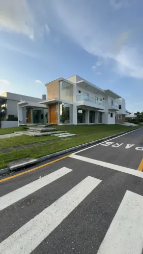 Casa de condomínio para venda tem 1000 metros quadrados com 5 quartos em Parque Verde - Be