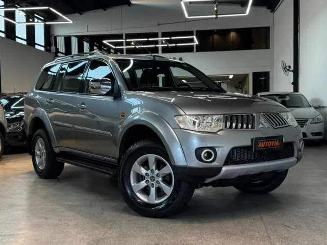 Mitsubishi Pajero Dakar HPE 3.2 4X4 T.I Dies 5P AUT 2012