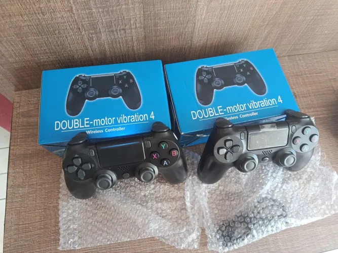 Controles Ps4 novos na caixa
