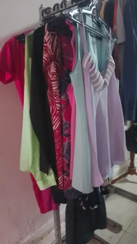 Mercadorias para bazar/brecho (so vendo tudo)