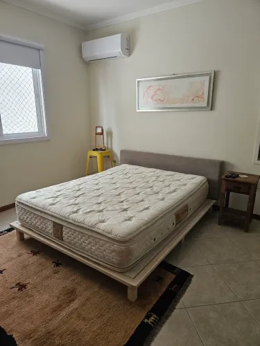 Cama casal estilo Oriental + Colchão 