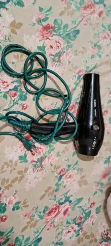 Secador de cabelo