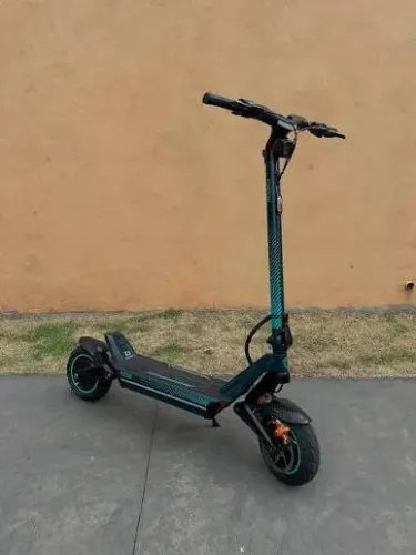 Patinete Foston z3 top 50km/h e 50 km de autonomia 2400w