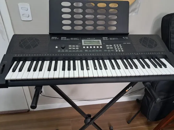 Teclado Digital 61 Teclas KB-330 Revas By Roland