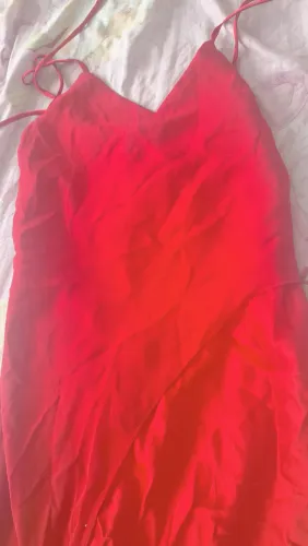 Lindo vestido vermelho longuete