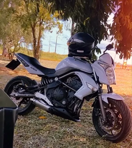 Kawasaki ER-6N 650cc motor estragado
