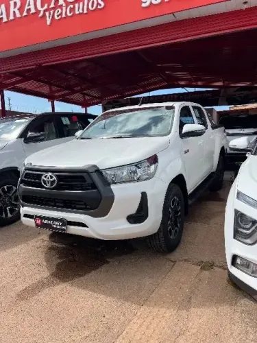 Toyota Hilux CD Conquest 4X4 2.8 Die.aut 2024