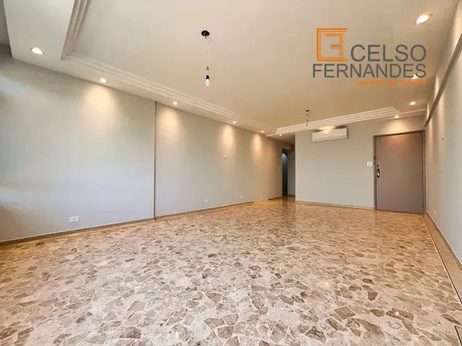 Excelente imóvel para Venda ou Locação com 3 dormitórios, sendo 1 suíte e vista ao mar tot