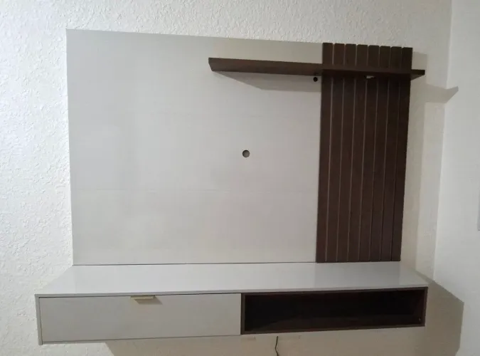 Rack para TV 65"
