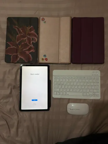 Tablet tab S6 lite usado em ótimo estado com acessórios inclusos