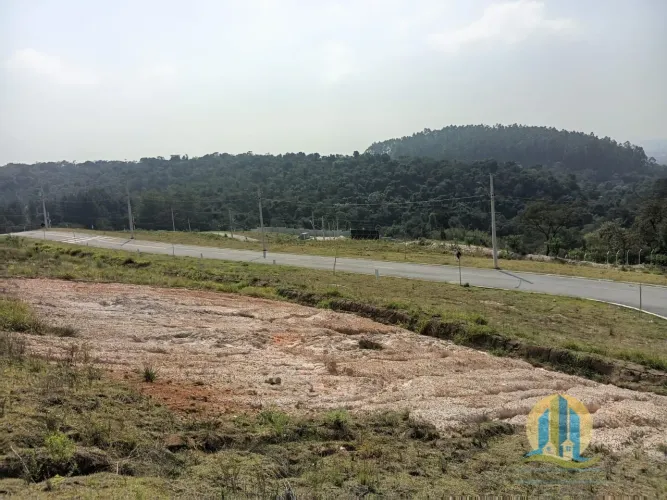 Terreno a Venda no Condomínio Reserva Pirapora Hils