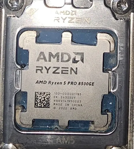 Processador Ryzen 5 8500G AM5 - OEM