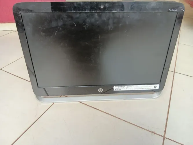 Computador HP ALL IN ONE pavilion 23