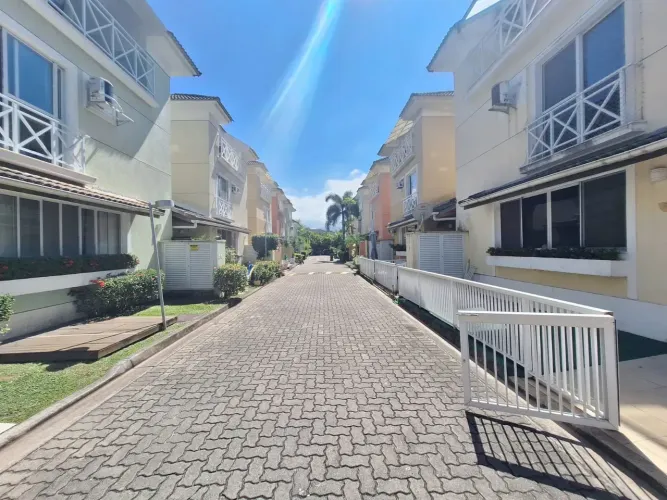 Locação- Condominio Villaggio Del Mare- Recreio - Casa -4 Quartos