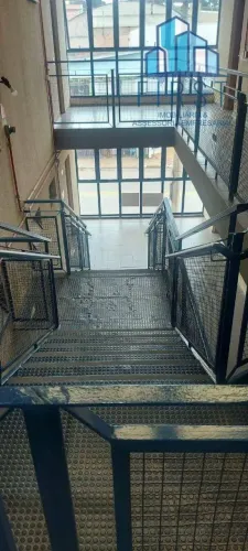 SALA COMERCIAL