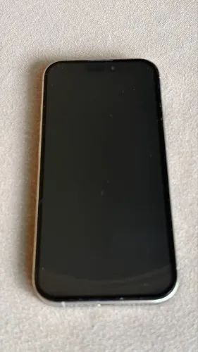 iPhone 16 pro 256 gb bateria 93%
