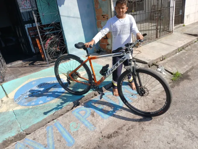 BICICLETA BOA