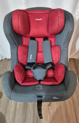 Cadeira de carro para crianças (Infanti - Maya)