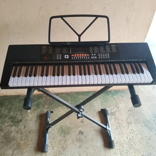 Teclado Musical | Mxt Mt-1280 (acompanha fonte e suporte para partitura)