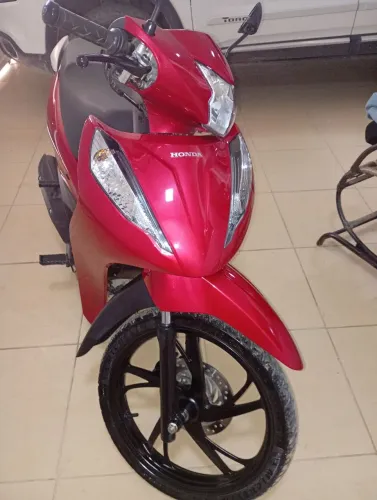 Biz 24/25 com 10 mil km
