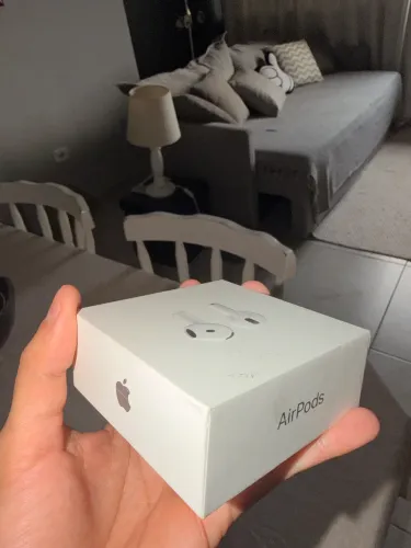 AirPods 4 - novo em 10x s/juros