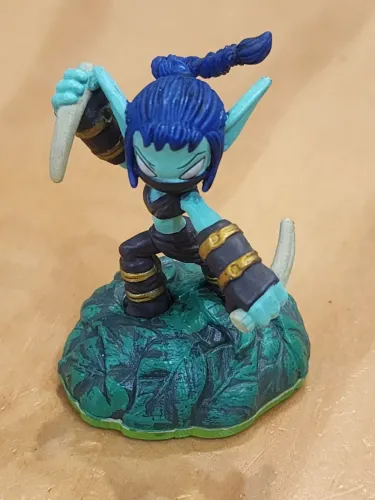 Stealth Elf boneco Skylanders
