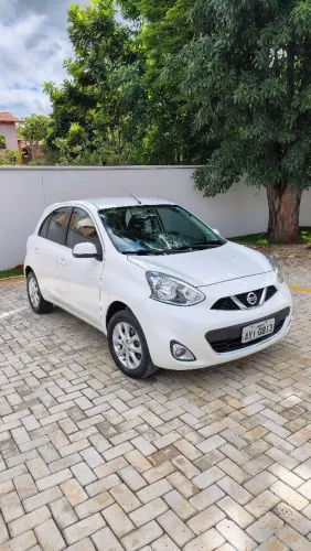 Nissan March SV 1.0 12V Flex 5P 2015