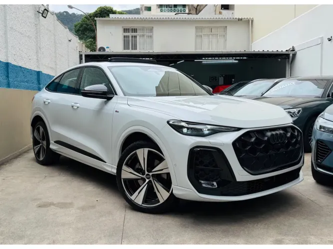 Audi Q5 Sportback S-line 2.0 TFSI Quat.s-tron 2026