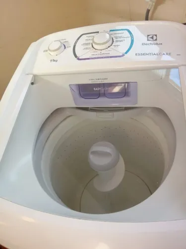 Máquina de Lavar Eletrolux Essential Care 11kg 110V