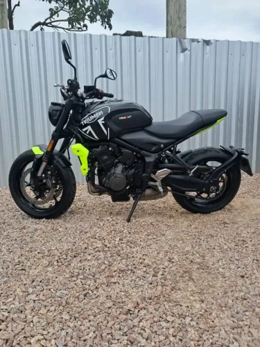 Triumph Trident 660 ABS 2024 - Preta - Apenas 4.700 km - Raridade!