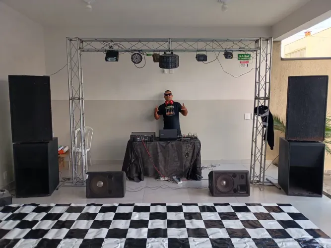 DJ Som iluminação para sua festa