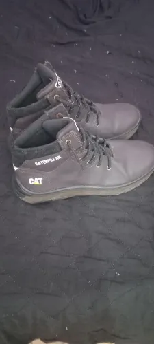 Vendo bota n43