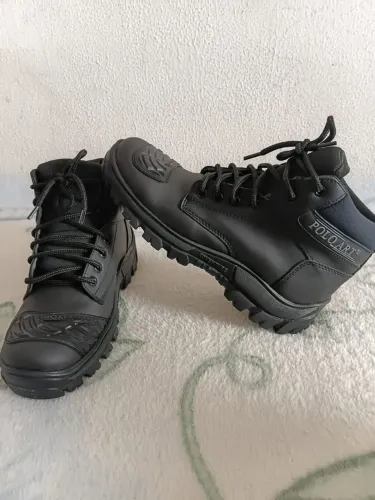 Bota masculina