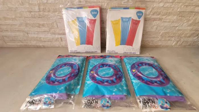 Bóia para piscina