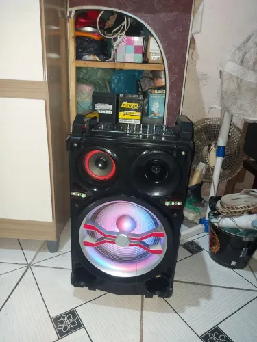 Caixa amplificada mondial cm13