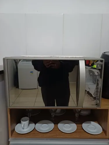 Micro-ondas LG espelhado 30 L com 6 meses de garantia de fábrica e nota fiscal